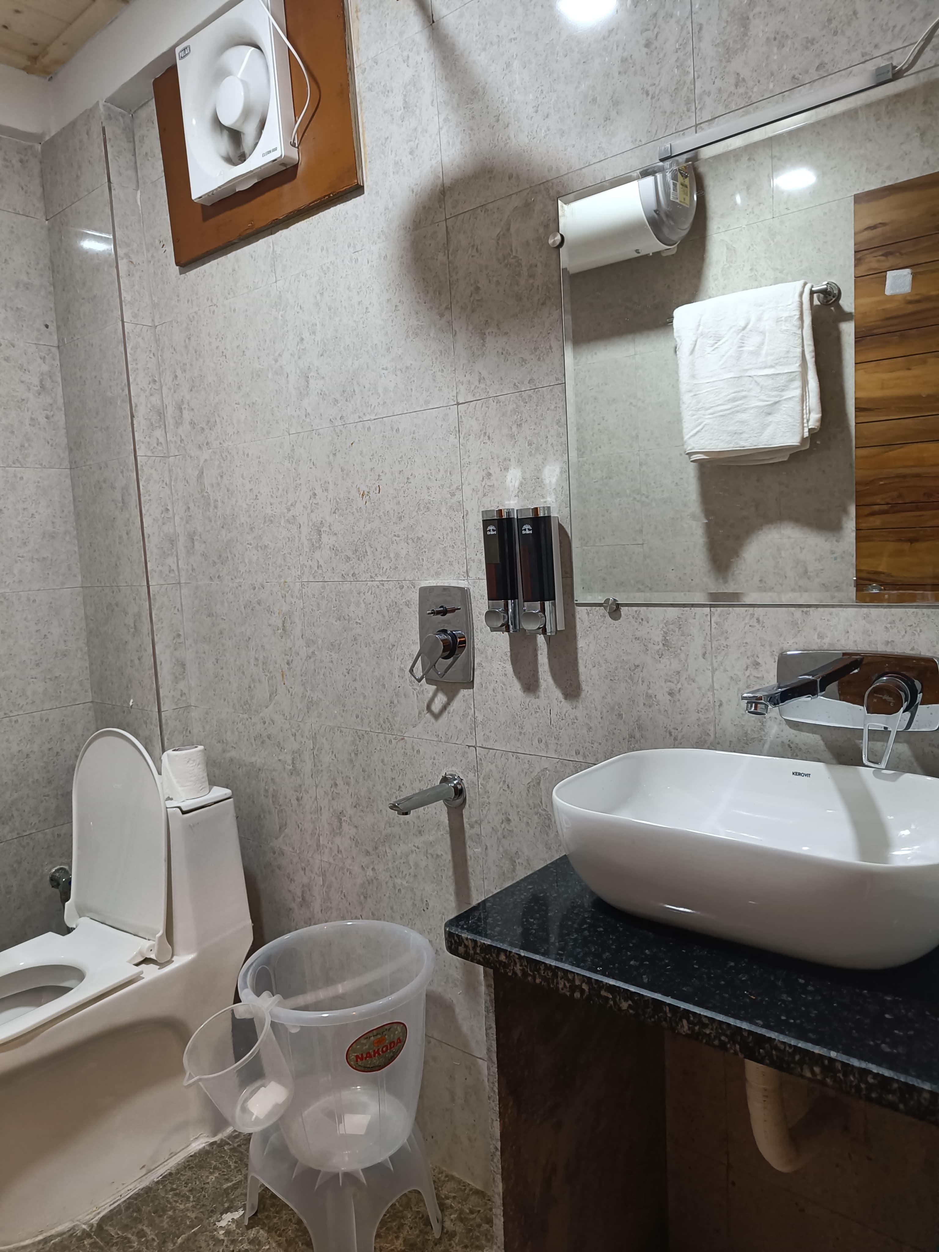 Vijay Lords Centric hotel in Badrinath - interior view 10